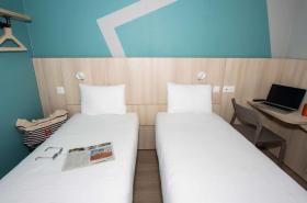 ibis budget Honfleur Centre - photo 16