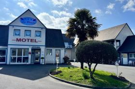 Contact hôtel - Motel Les Bleuets & SPA - photo 16